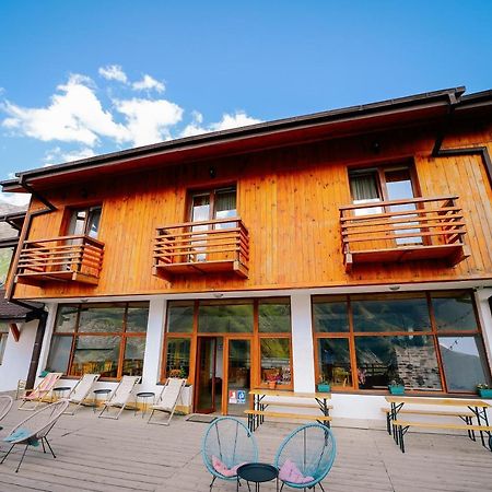 Alpenhaus Kazbegi Hotel & Restaurant Extérieur photo