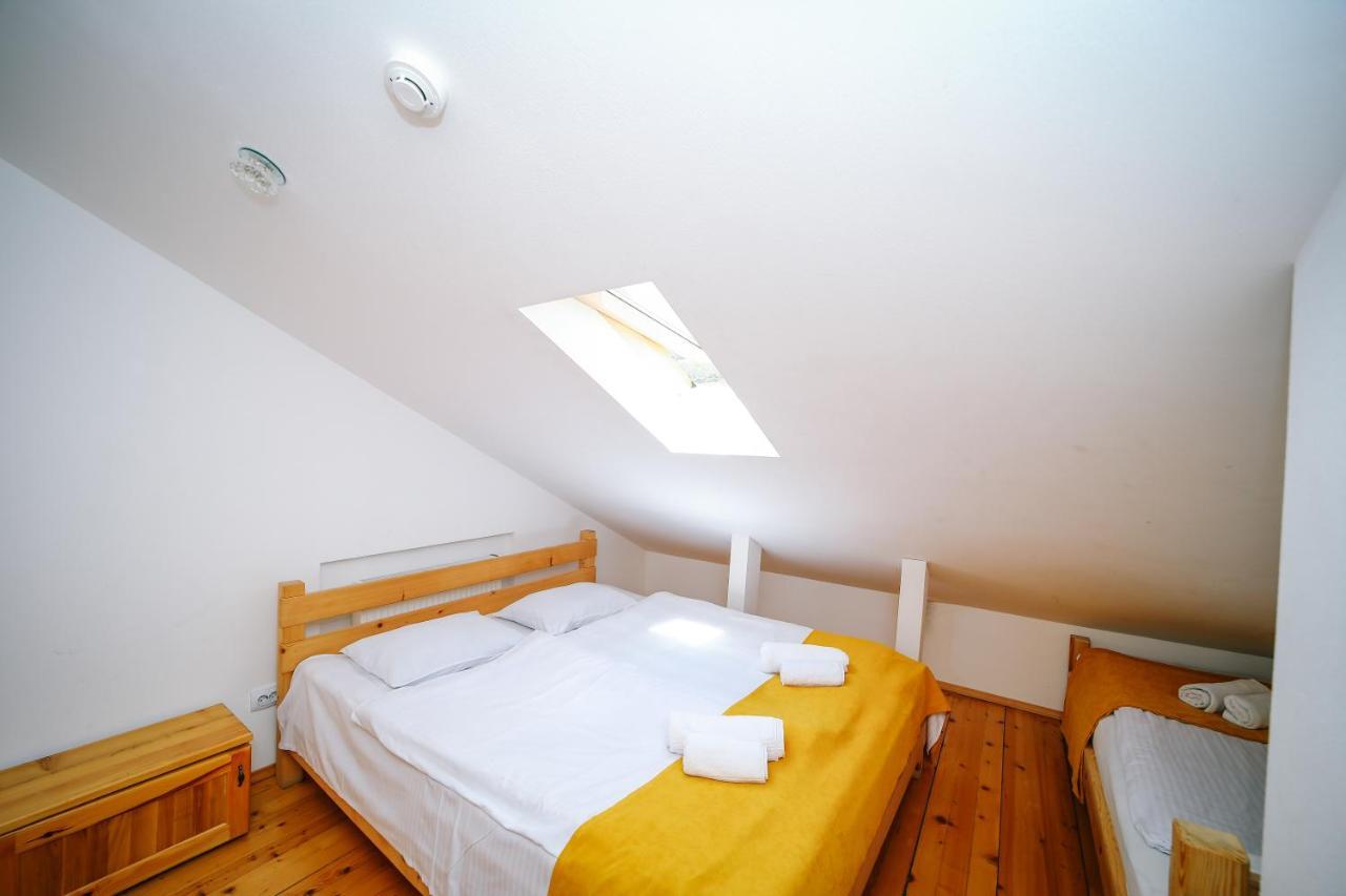 Alpenhaus Kazbegi Hotel & Restaurant Extérieur photo