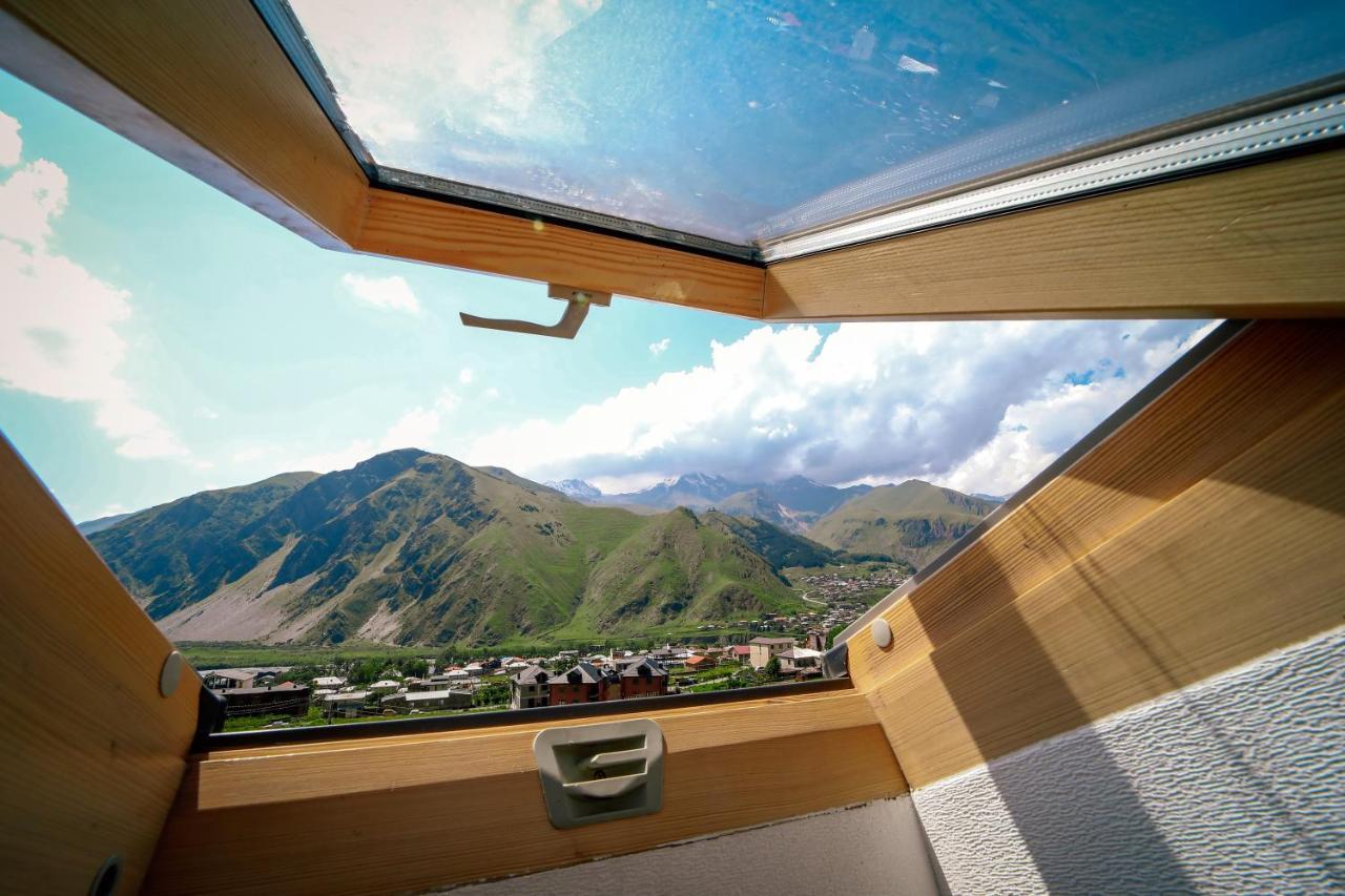 Alpenhaus Kazbegi Hotel & Restaurant Extérieur photo